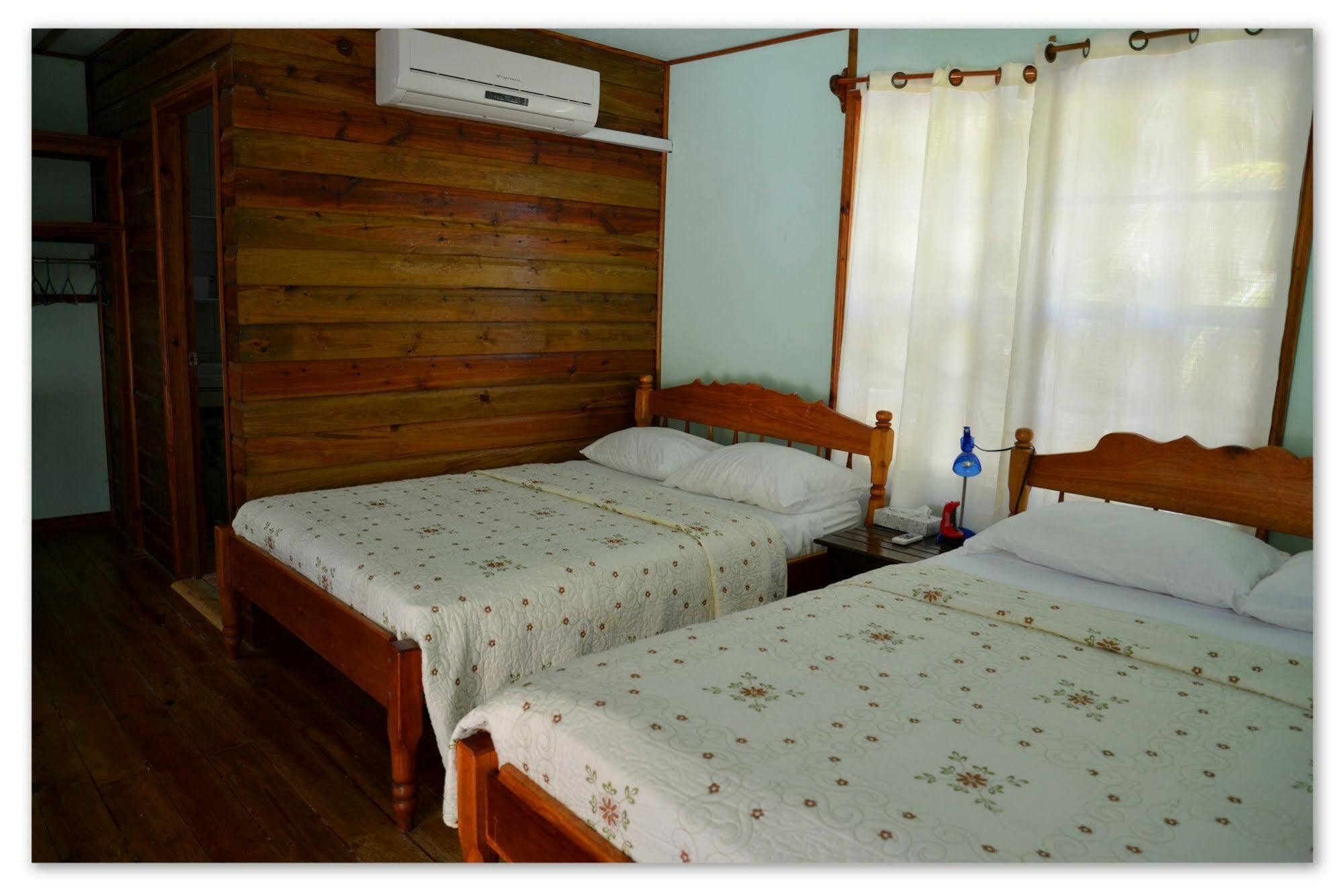 Isla Marisol Resort Екстериор снимка